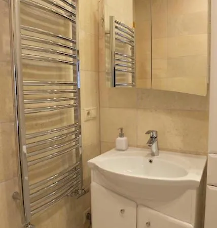 Apartamentai Διαμέρισμα *
